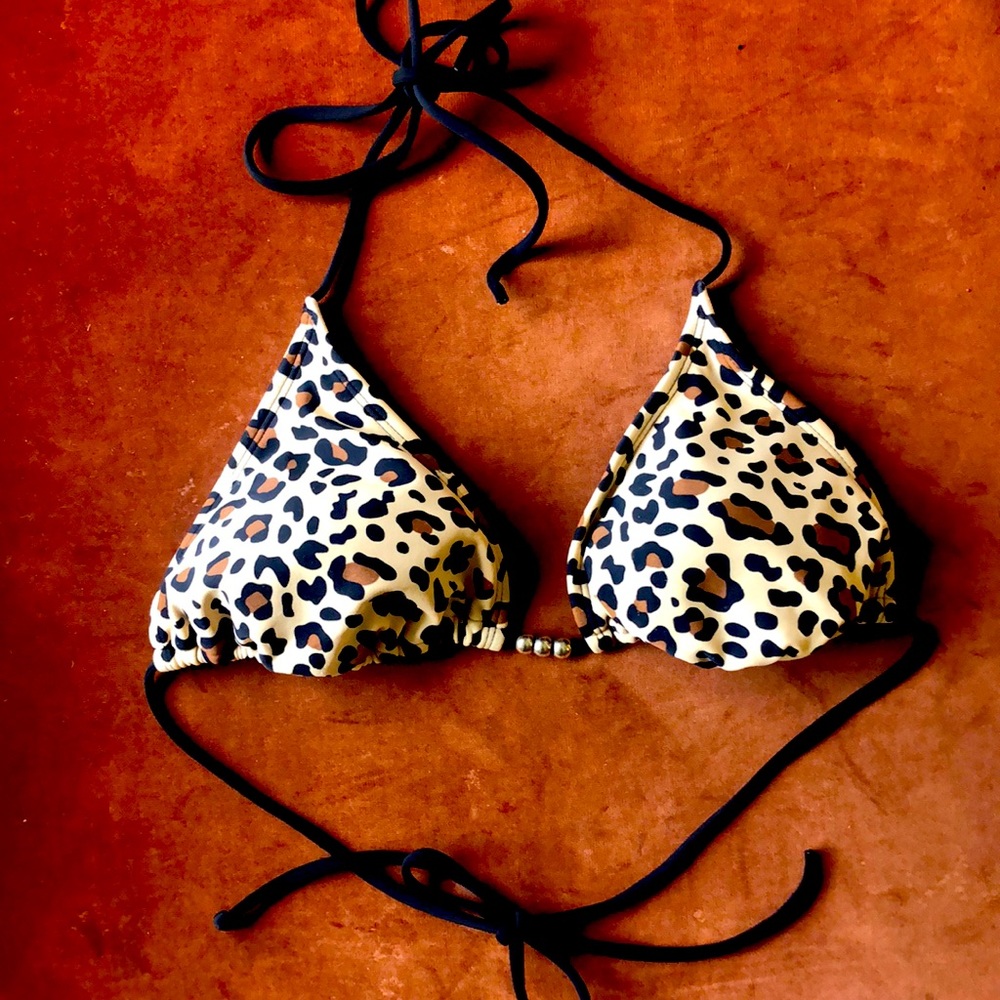 Bongo leopard print bikini top. With gold bead accents. Size L.